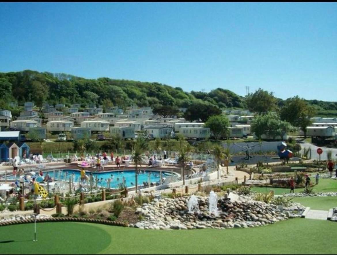 Littlesea Haven Fleetview Hotel Weymouth Exterior photo